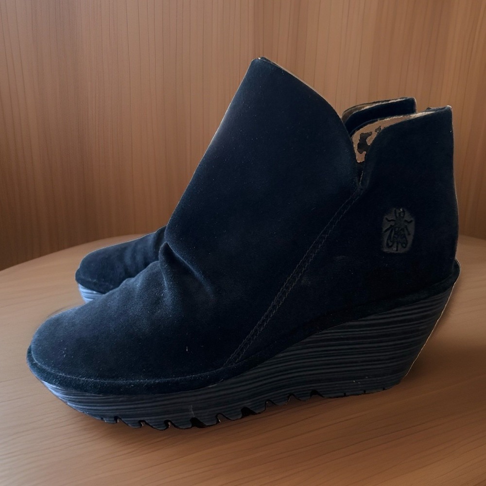 Fly London 'Yip' Black Suede Platform Wedge Ankle Bootie Women's Sz 37EU/7M US